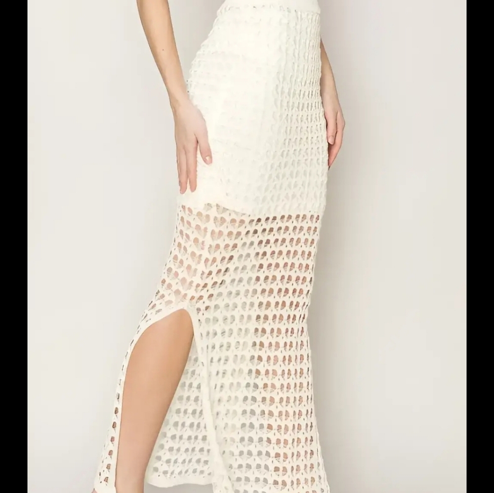 NWT Elegant White Lace Maxi Skirt